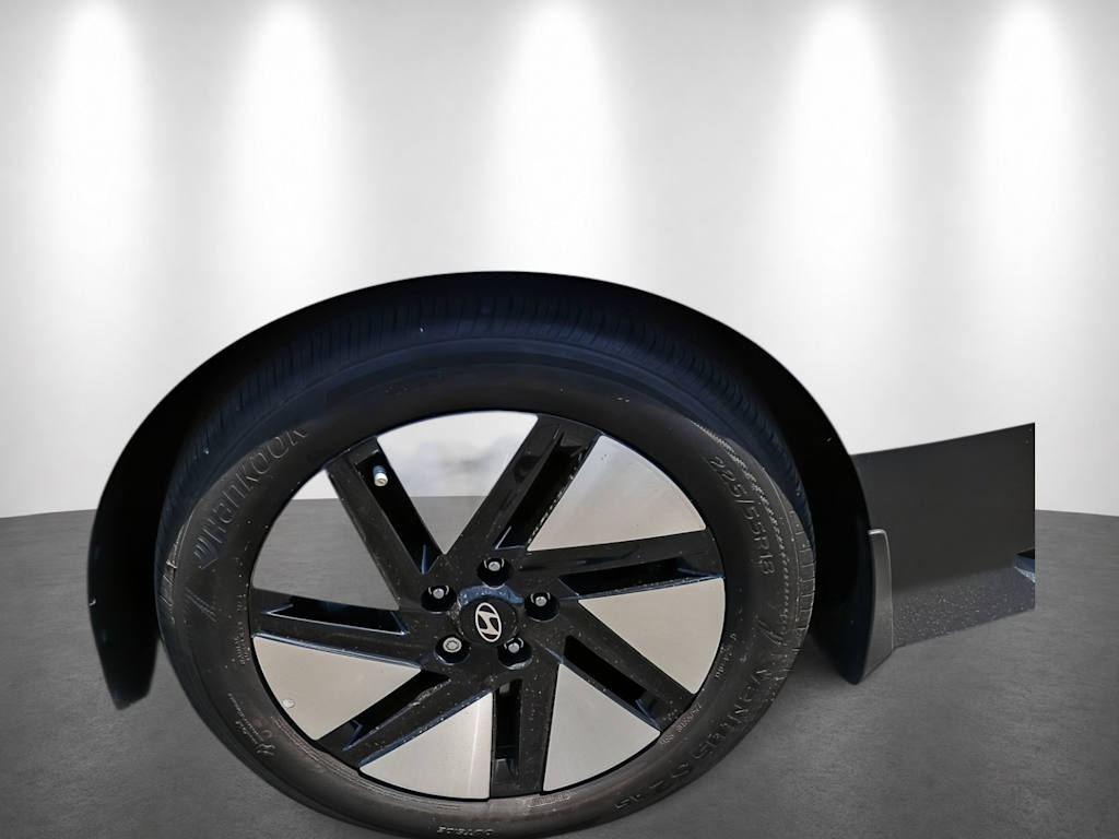 Thumbnail: 2024 Hyundai Ioniq 6 - 18