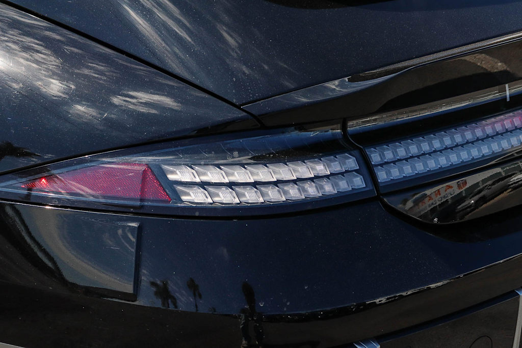 Thumbnail: 2023 Hyundai Ioniq 6 - 16