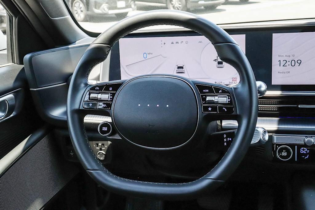 Thumbnail: 2023 Hyundai Ioniq 6 - 8