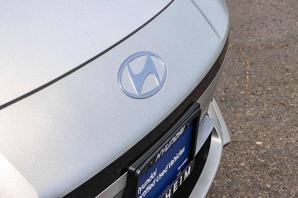 Thumbnail: 2023 Hyundai Ioniq 6 - 5