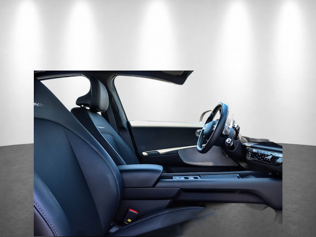 Thumbnail: 2023 Hyundai Ioniq 6 - 9
