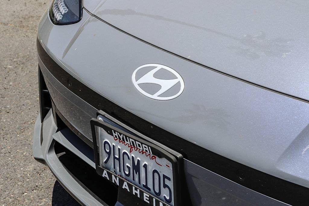 Thumbnail: 2023 Hyundai Ioniq 6 - 5