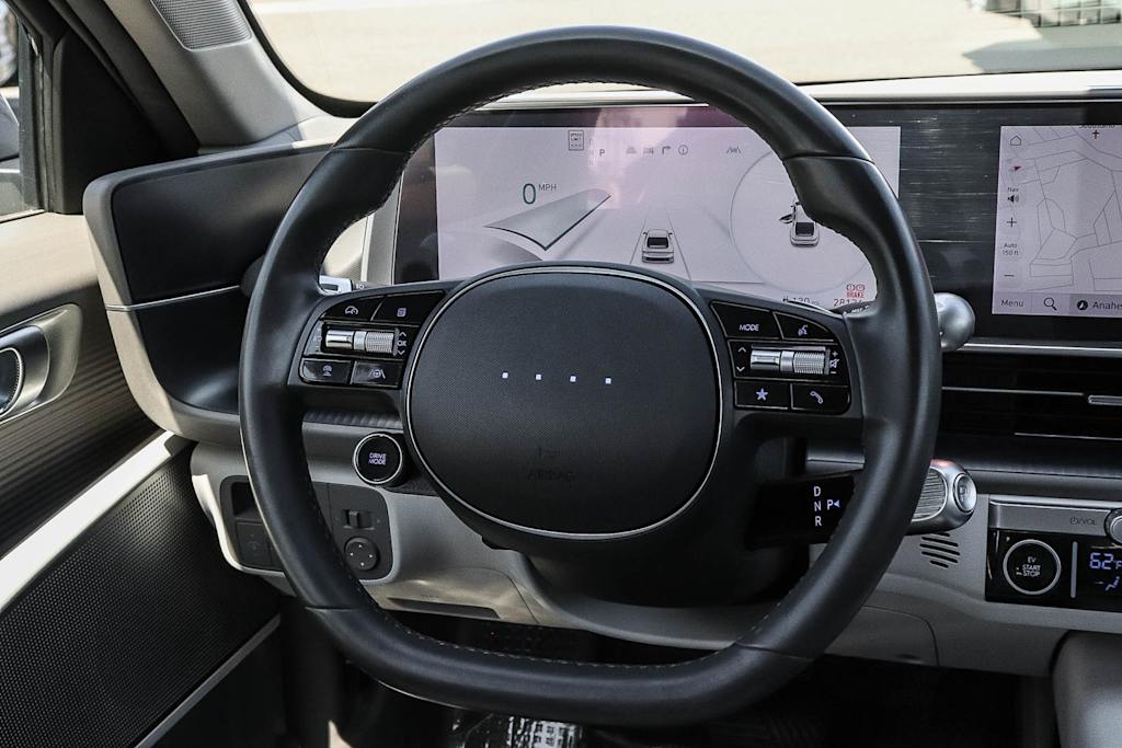 Thumbnail: 2023 Hyundai Ioniq 6 - 8