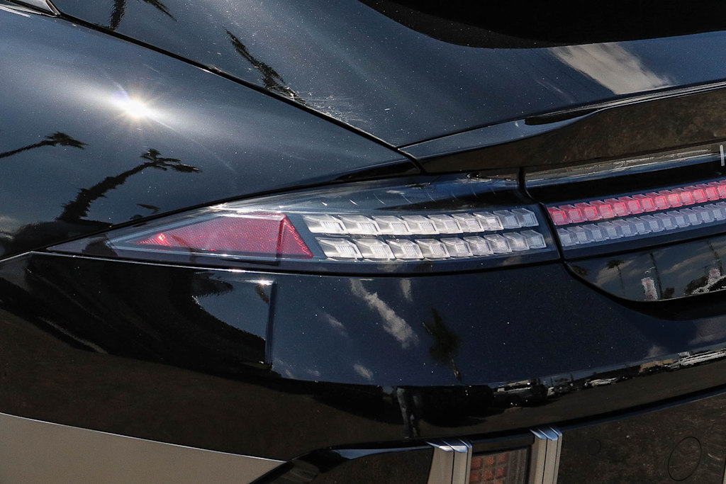 Thumbnail: 2023 Hyundai Ioniq 6 - 19