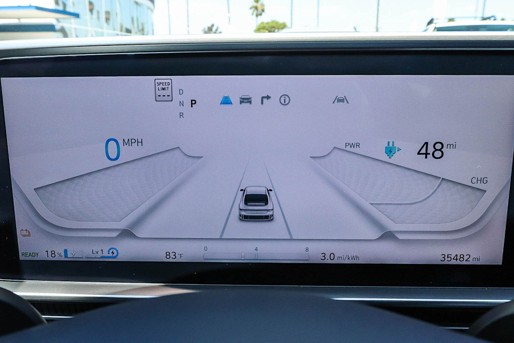 Thumbnail: 2023 Hyundai Ioniq 6 - 30
