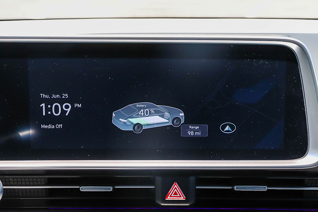 Thumbnail: 2024 Hyundai Ioniq 6 - 22