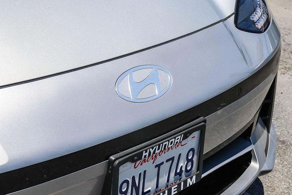 Thumbnail: 2024 Hyundai Ioniq 6 - 16