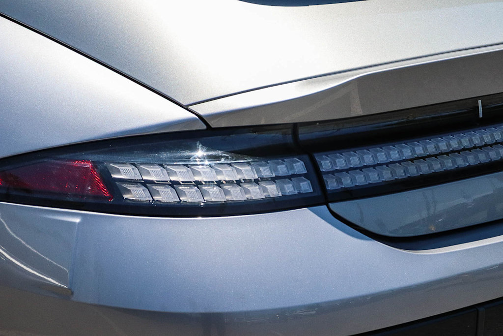 Thumbnail: 2024 Hyundai Ioniq 6 - 19