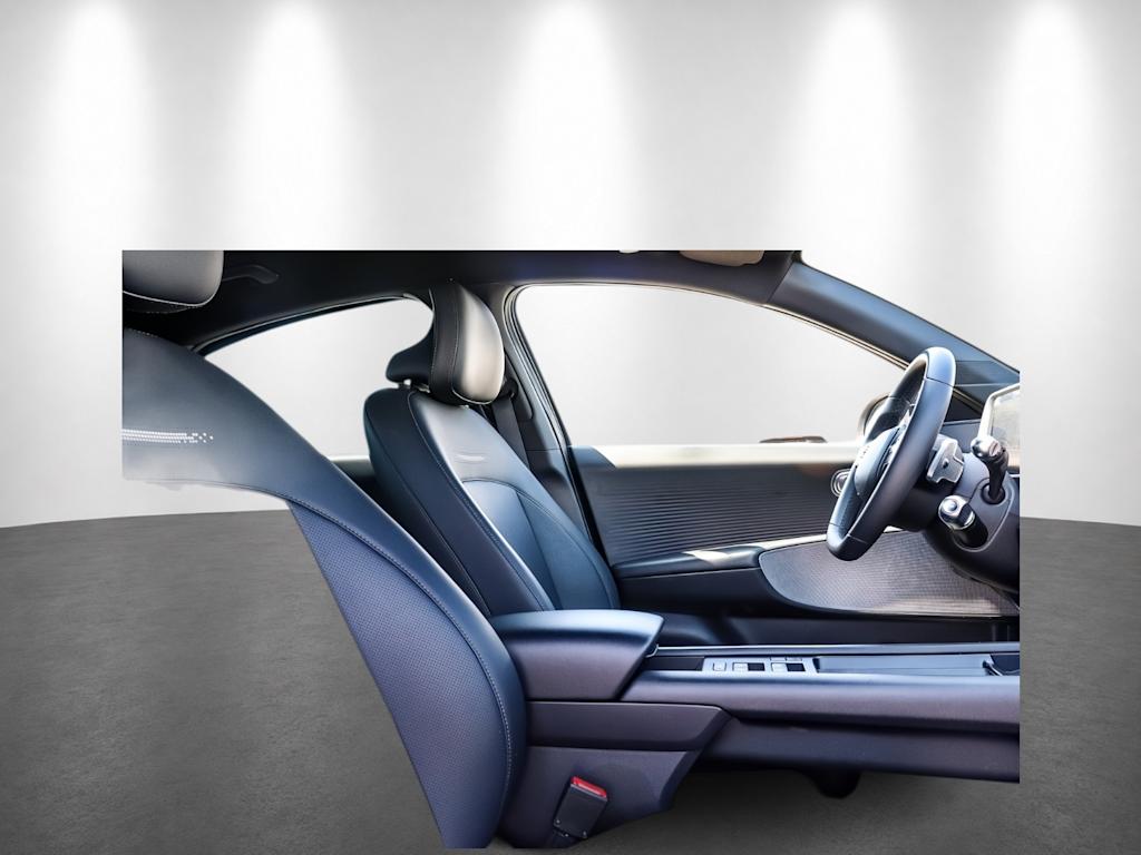 Thumbnail: 2023 Hyundai Ioniq 6 - 9