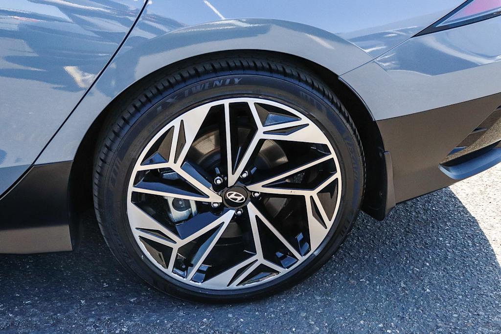 Thumbnail: 2024 Hyundai Ioniq 6 - 12