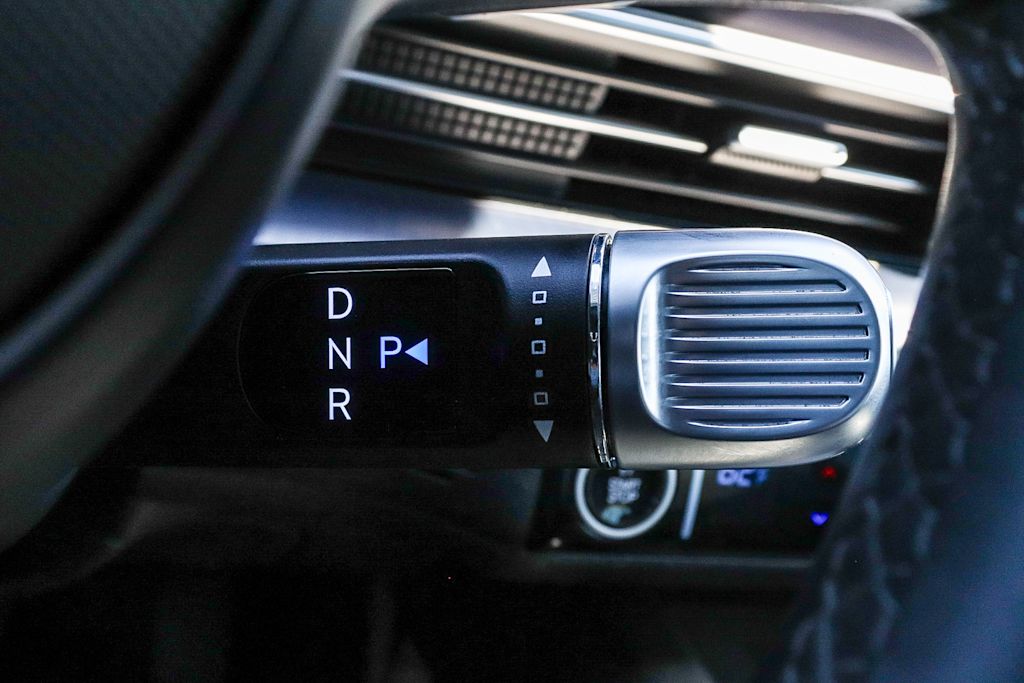 Thumbnail: 2024 Hyundai Ioniq 6 - 22