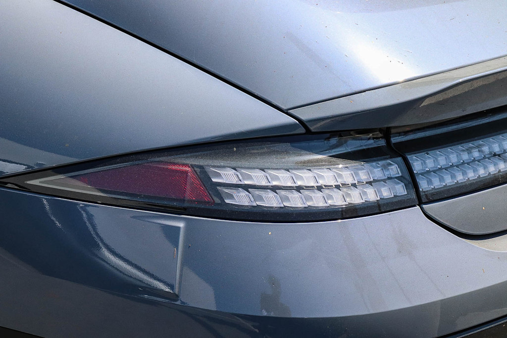 Thumbnail: 2024 Hyundai Ioniq 6 - 9