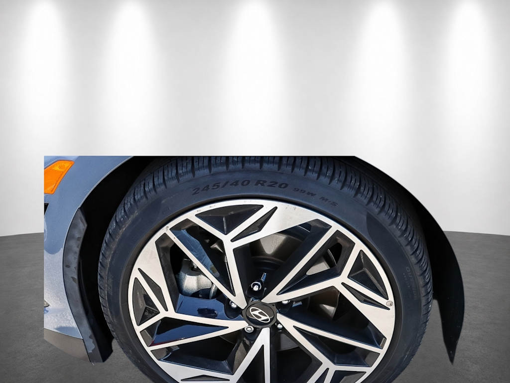 Thumbnail: 2024 Hyundai Ioniq 6 - 20