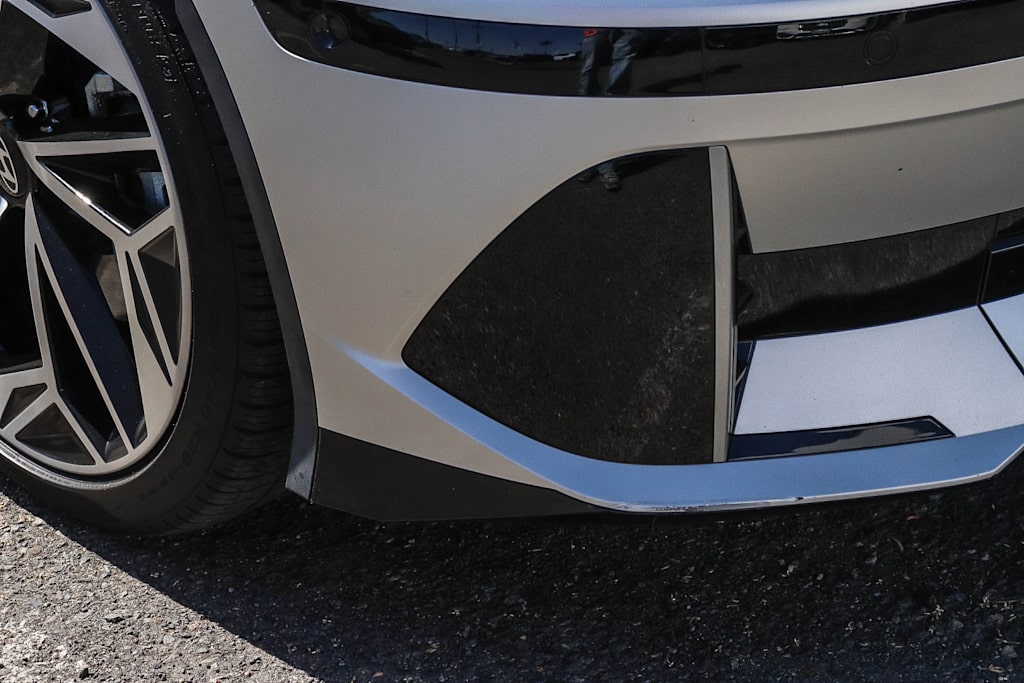 Thumbnail: 2023 Hyundai Ioniq 6 - 19