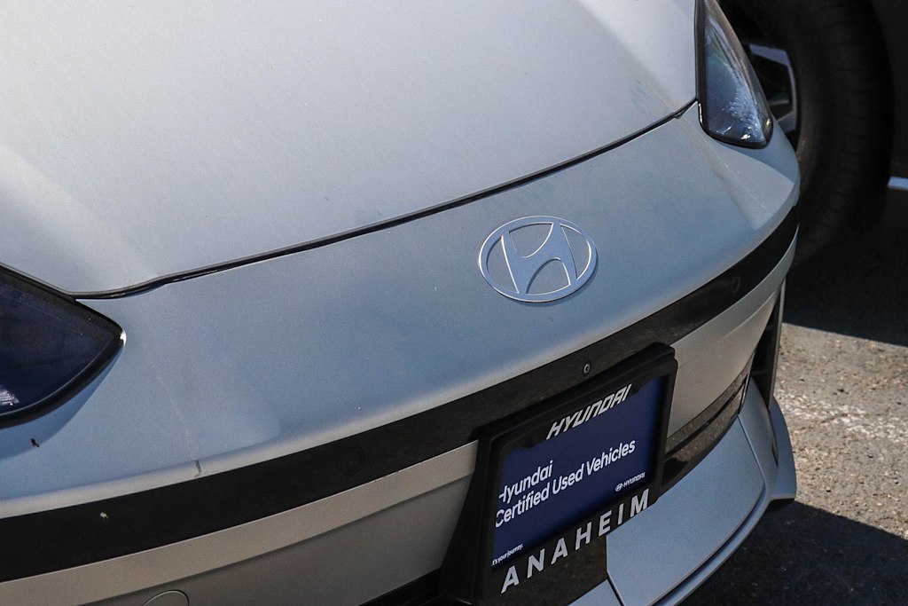 Thumbnail: 2023 Hyundai Ioniq 6 - 20