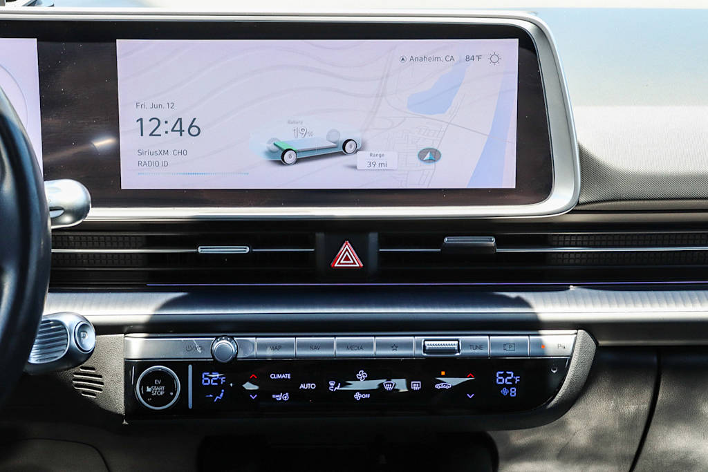 Thumbnail: 2023 Hyundai Ioniq 6 - 11