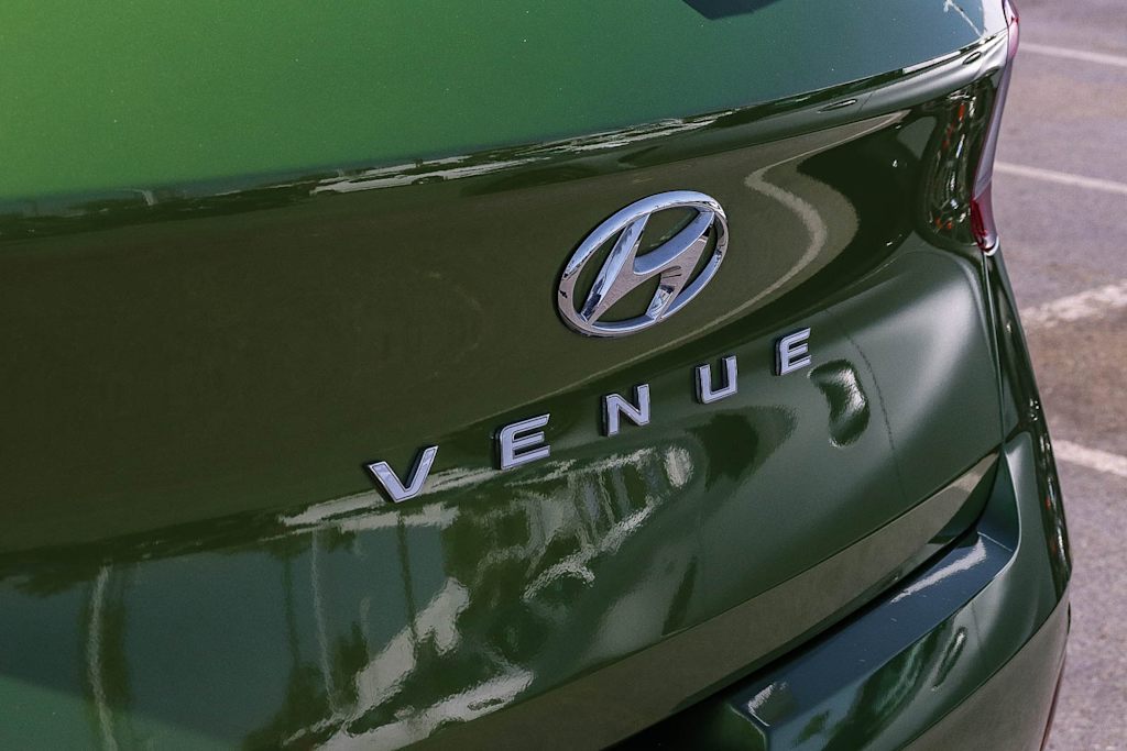 Thumbnail: 2023 Hyundai Venue - 6