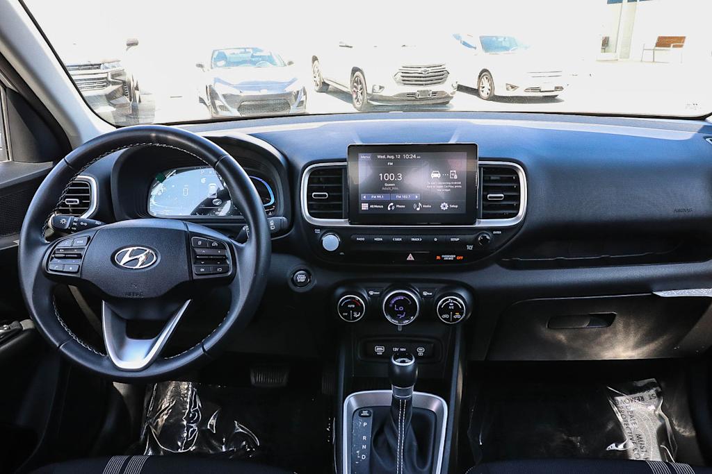 Thumbnail: 2025 Hyundai Venue - 2