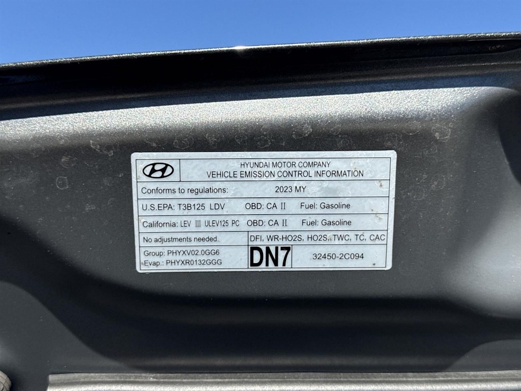 Thumbnail: 2023 Genesis G70 - 36