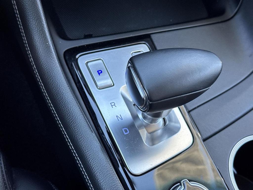 Thumbnail: 2023 Genesis G70 - 14