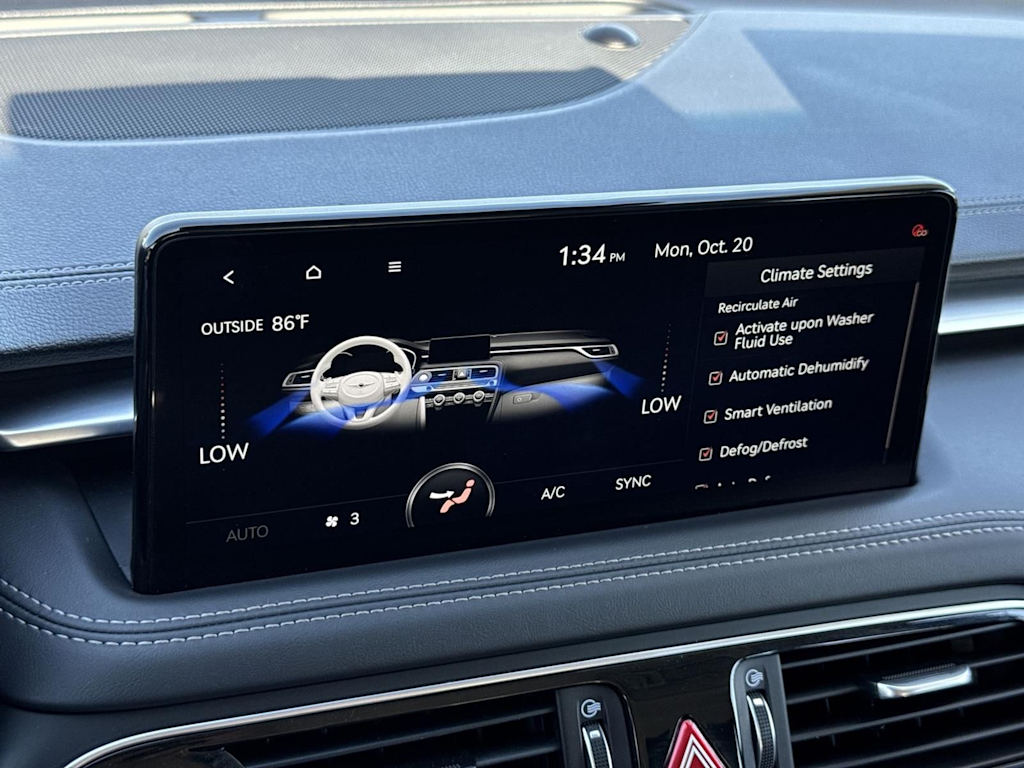 Thumbnail: 2023 Genesis G70 - 22