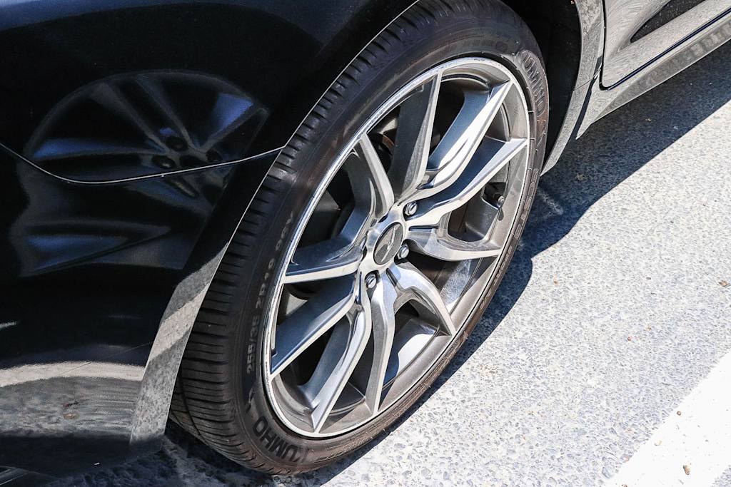 Thumbnail: 2022 Genesis G70 - 15