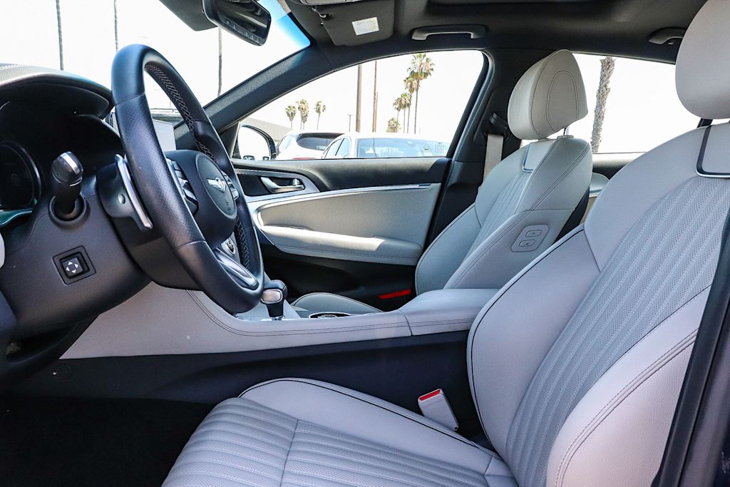 Thumbnail: 2023 Genesis G70 - 11