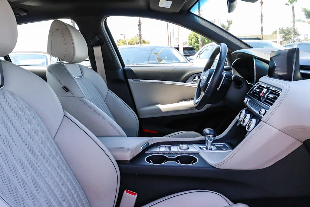 Thumbnail: 2023 Genesis G70 - 10