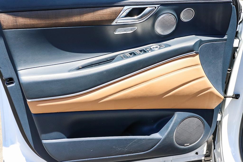 Thumbnail: 2024 Genesis GV80 - 29