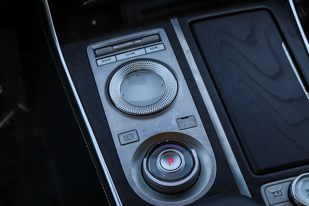 Thumbnail: 2021 Genesis GV80 - 24