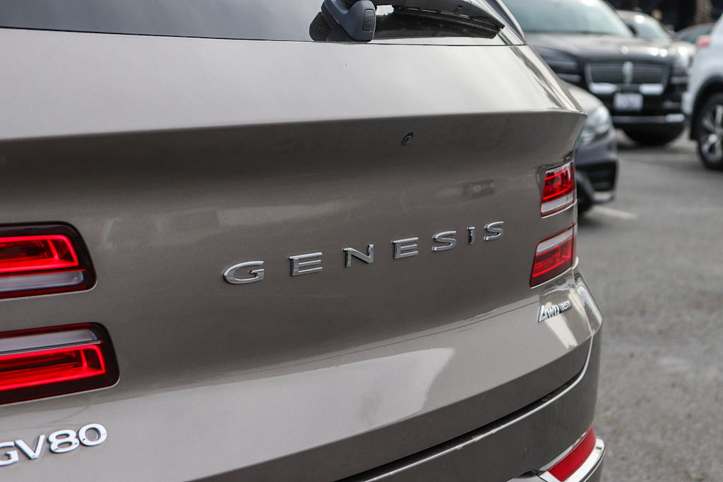 Thumbnail: 2021 Genesis GV80 - 21