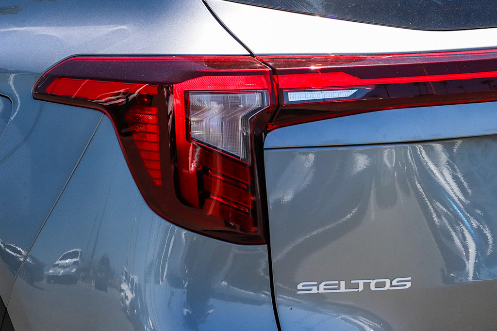 Thumbnail: 2025 Kia Seltos - 20