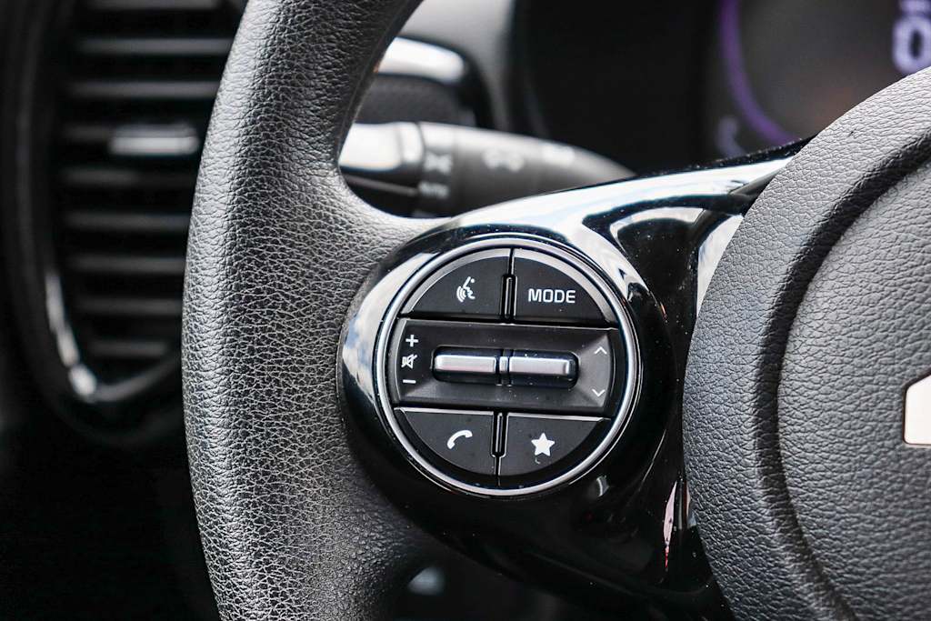 Thumbnail: 2023 Kia Soul - 25