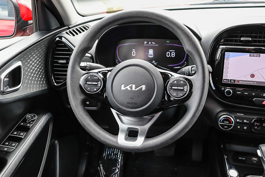 Thumbnail: 2023 Kia Soul - 9