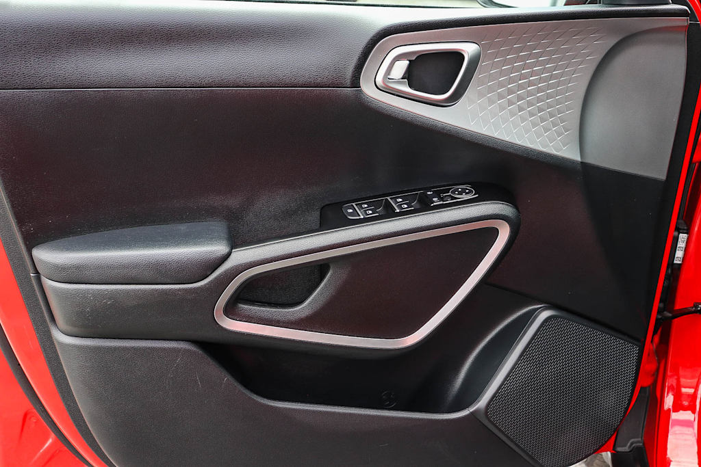 Thumbnail: 2023 Kia Soul - 27