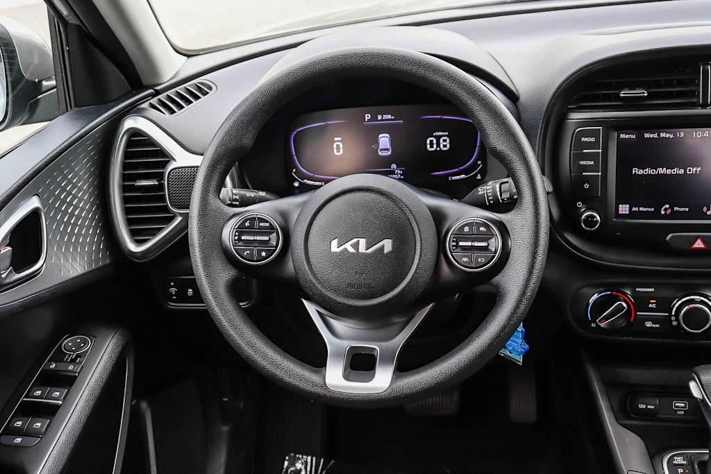 Thumbnail: 2023 Kia Soul - 9