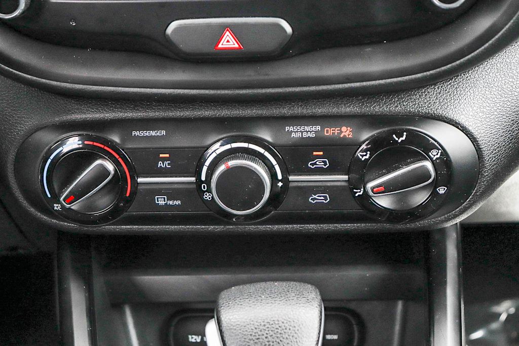 Thumbnail: 2023 Kia Soul - 24