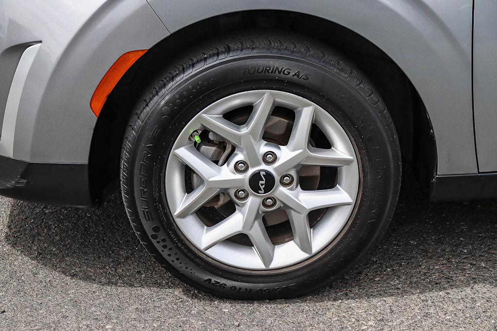 Thumbnail: 2023 Kia Soul - 22