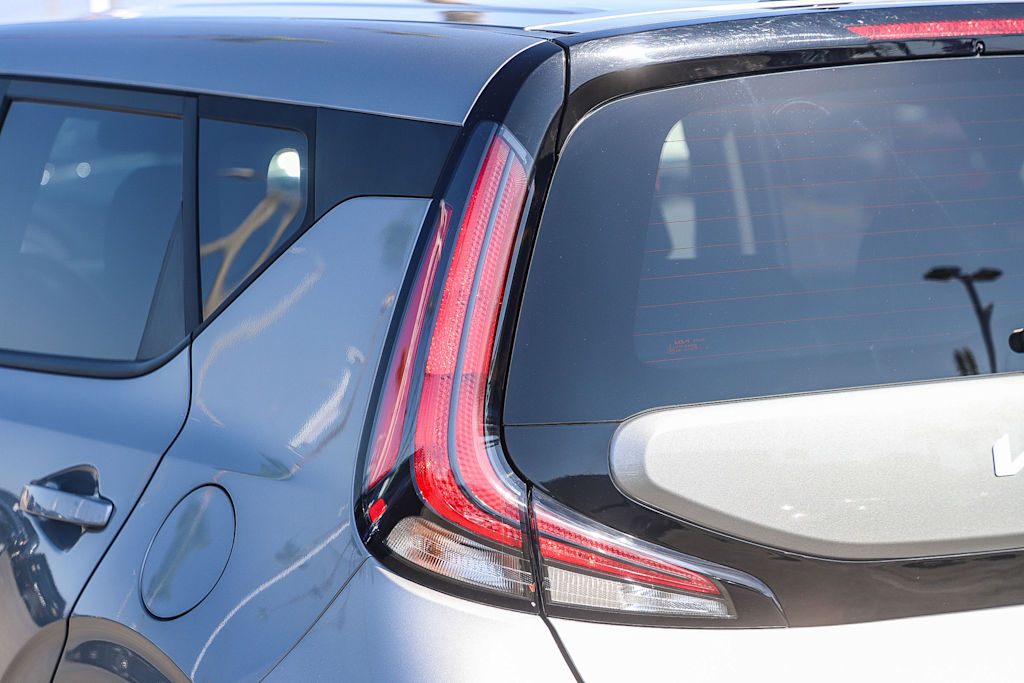 Thumbnail: 2023 Kia Soul - 15