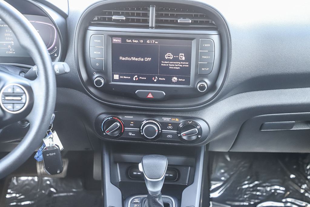 Thumbnail: 2023 Kia Soul - 12