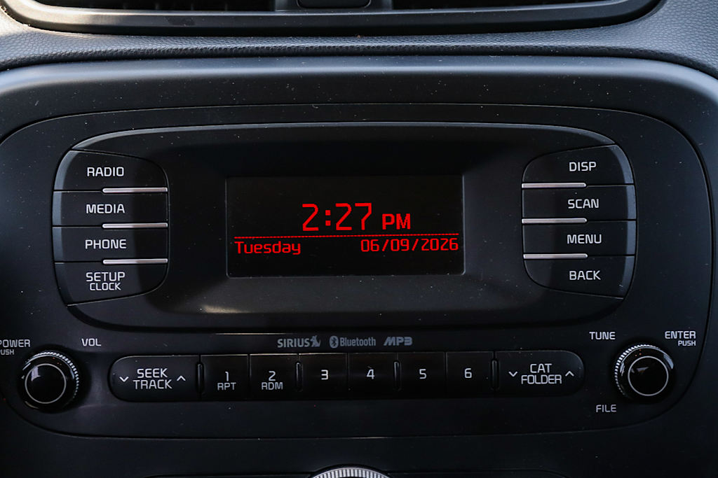Thumbnail: 2015 Kia Soul - 11