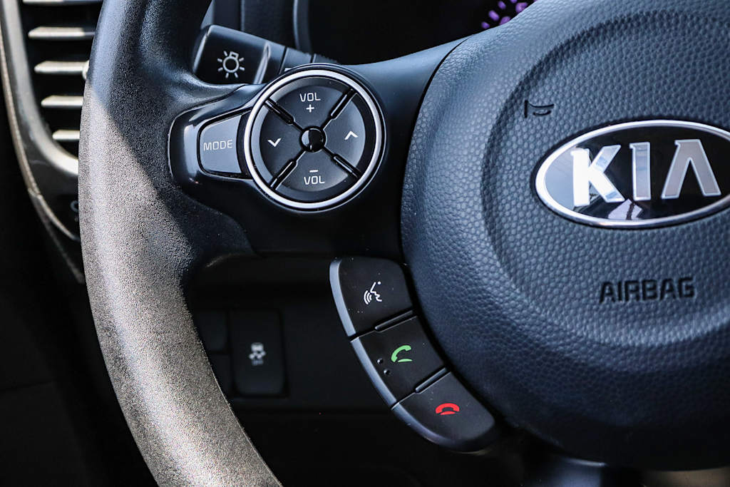 Thumbnail: 2015 Kia Soul - 21