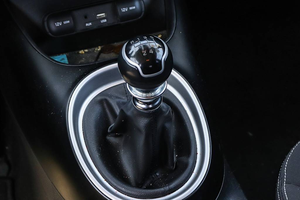 Thumbnail: 2015 Kia Soul - 12