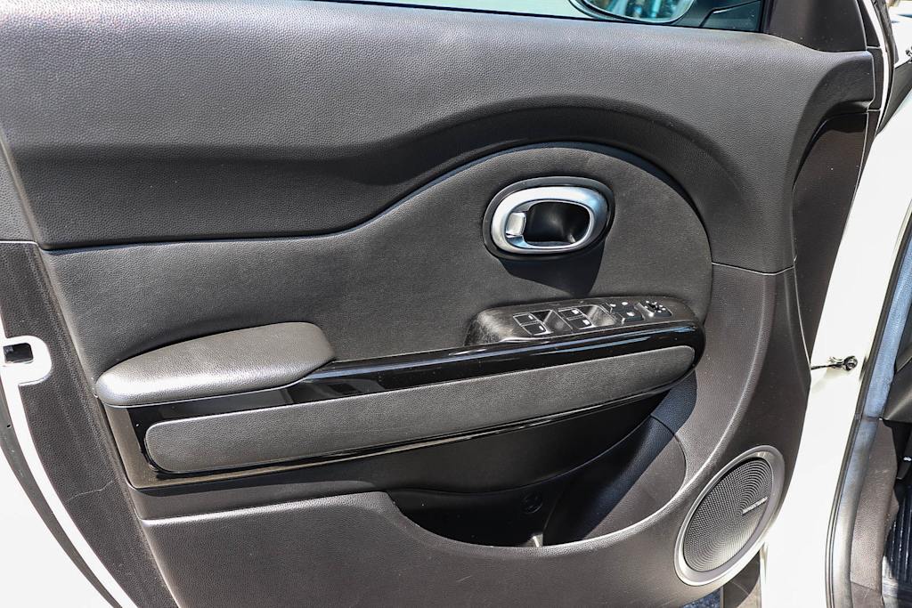 Thumbnail: 2019 Kia Soul - 27