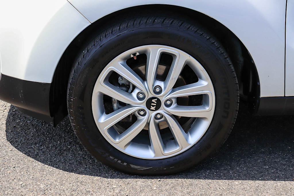 Thumbnail: 2019 Kia Soul - 22
