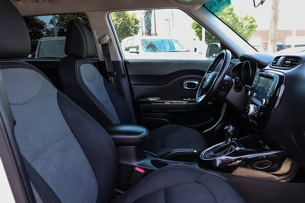 Thumbnail: 2019 Kia Soul - 10