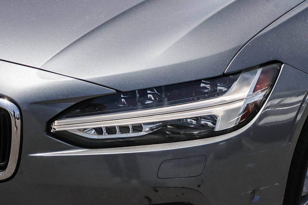 Thumbnail: 2018 Volvo S90 - 15