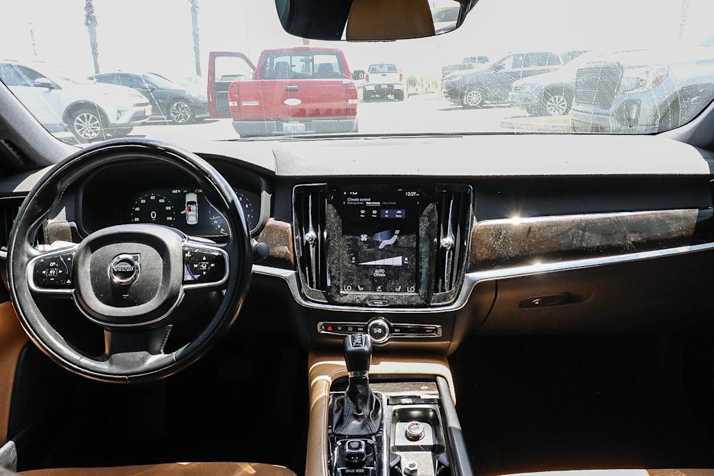Thumbnail: 2018 Volvo S90 - 2