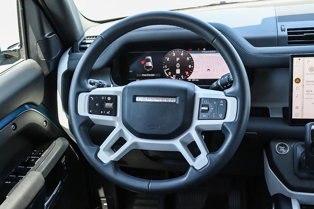 Thumbnail: 2025 Land Rover Defender - 8