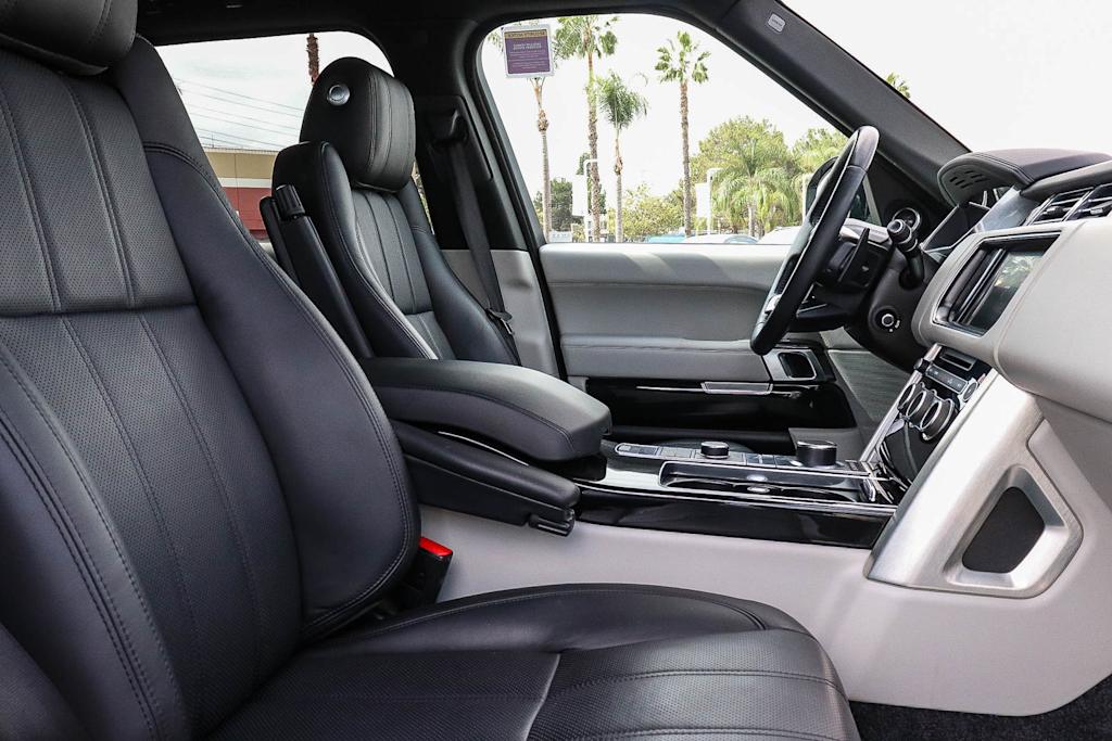 Thumbnail: 2016 Land Rover Range Rover - 9